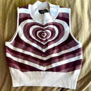 *BRAND NEW* heart sweater style top